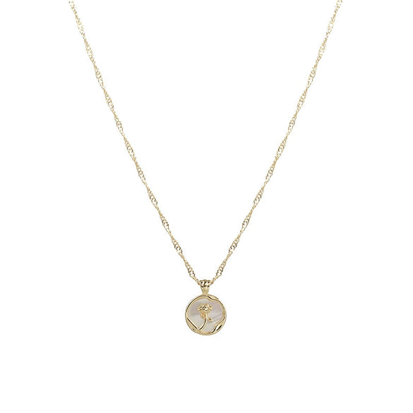 Wholesale Alloy Clavicle Chain Necklace With Fritillaria Flower Design And Electroplating Treatment Light Luxury Style For Women