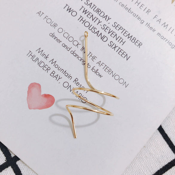 Wholesale Alloy Conch Shape Gold Plated Long Earrings Jewelry Accessories