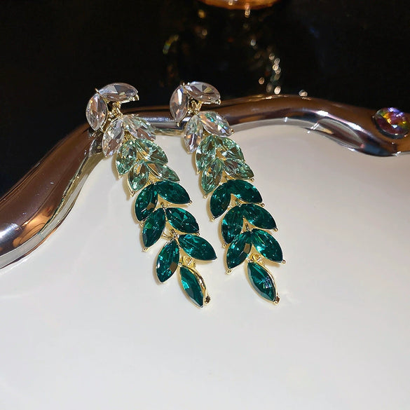 Wholesale Alloy Crystal Earrings With Diamondencrusted Geometric Pattern And Electroplating For Women