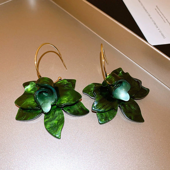 Wholesale Alloy Crystal Earrings With Diamondencrusted Geometric Pattern And Electroplating For Women