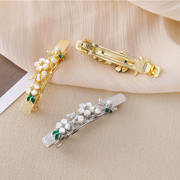 Wholesale Alloy Crystal Flower Spring Clip Hair Accessories For Women With Electroplating Treatment