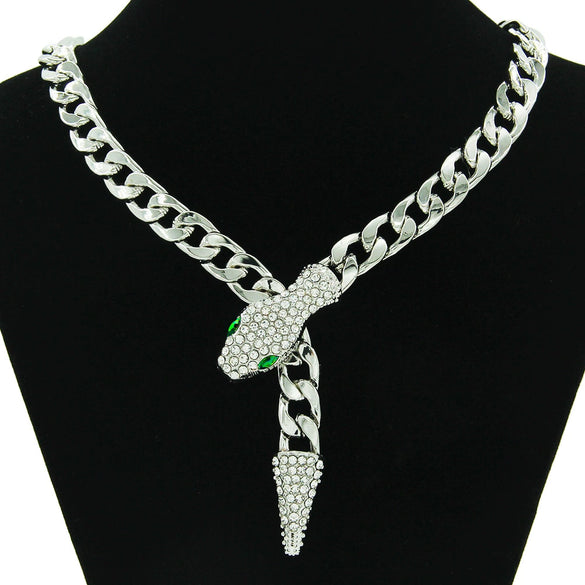 Wholesale Alloy Cuban Chain Necklace With Geometric Pattern And Snake Head Magnetic Buckle For Women Light Luxury Design With Diamond Treatment