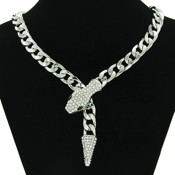 Wholesale Alloy Cuban Chain Necklace With Geometric Pattern And Snake Head Magnetic Buckle For Women Light Luxury Design With Diamond Treatment