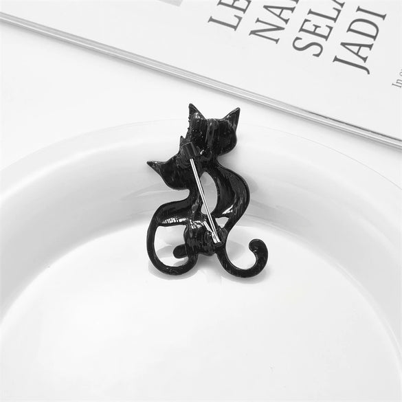 Wholesale Alloy Cute Cartoon Painted Oil Enamel Animal Cat Brooch With Dripping Oil Process For Women