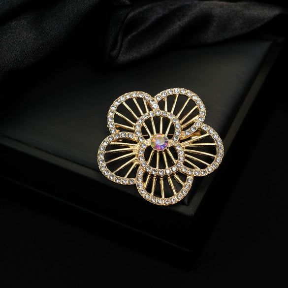 Wholesale Alloy Diamondencrusted Vintage Bow Brooch With Electroplating For Women's Clothing Accessories