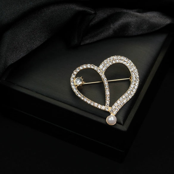 Wholesale Alloy Diamondencrusted Vintage Bow Brooch With Electroplating For Women's Clothing Accessories