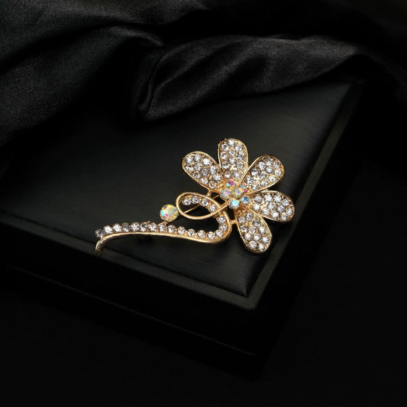 Wholesale Alloy Diamondencrusted Vintage Bow Brooch With Electroplating For Women's Clothing Accessories