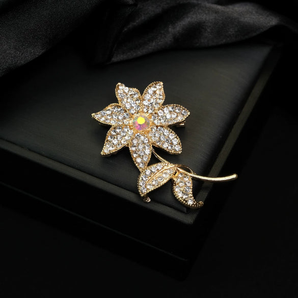 Wholesale Alloy Diamondencrusted Vintage Bow Brooch With Electroplating For Women's Clothing Accessories