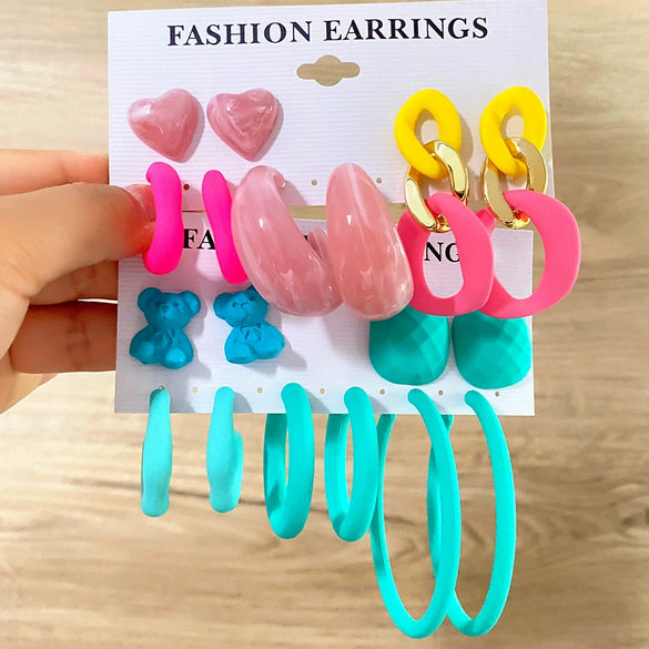 Wholesale Alloy Earrings With Cartoon Heart Bear Design Stainless Steel Needle Electroplating Unisex