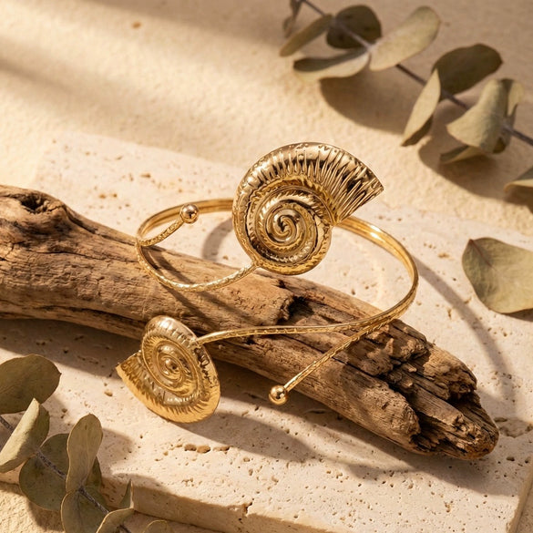 Wholesale Alloy Electroplated Conch Arm Bracelet Simple Vacation Style