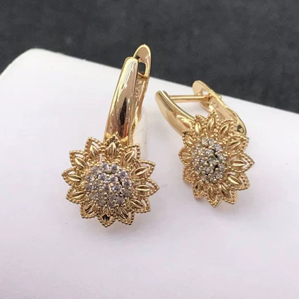 Wholesale Alloy Electroplated Geometric Style Earrings Inlaid With Zircon For Women