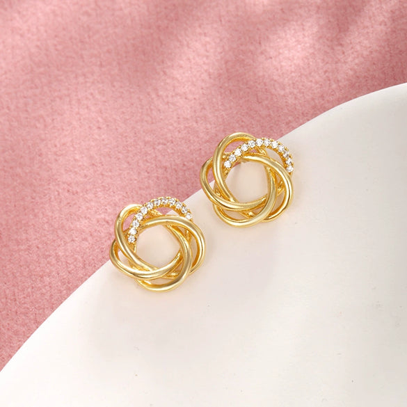 Wholesale Alloy Electroplated Real Gold Flower Earrings For Women Small Fresh Style