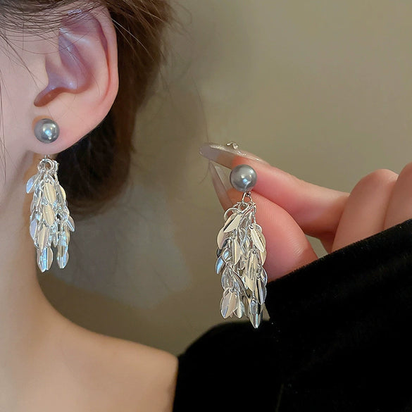 Wholesale Alloy Electroplated Simple Plant Flower And Leaf Pattern Pin Earrings For Women