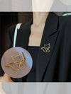 Wholesale Alloy Electroplated Women's Hollow Fox Brooch With Flower Pattern