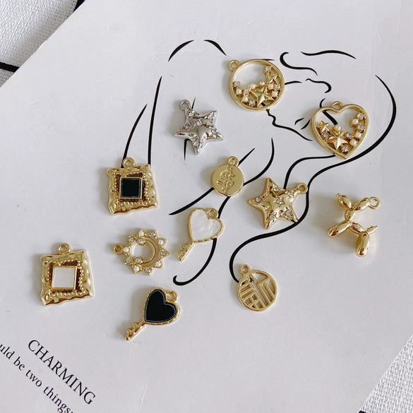 Wholesale Alloy Electroplating Jewelry Accessories Star Love Lock Hollow Inlay Small Pendant