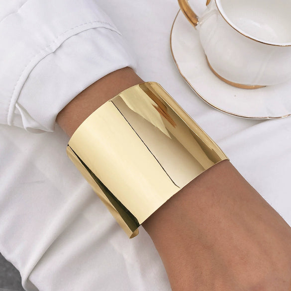 Wholesale Alloy Exaggerated Geometric Multilayer Electroplated Bracelet For Women