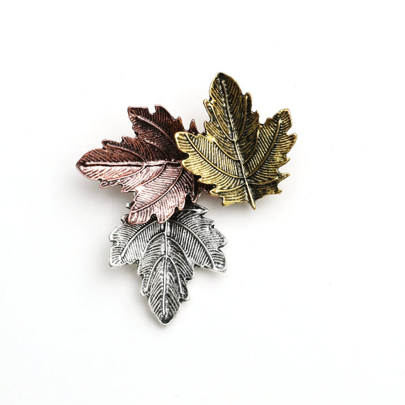 Wholesale Alloy Fallen Leaf Brooch Electroplated For Women Retro Style