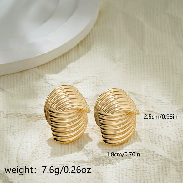 Wholesale Alloy Fashion Geometric And Heart Shape Electroplated Earrings