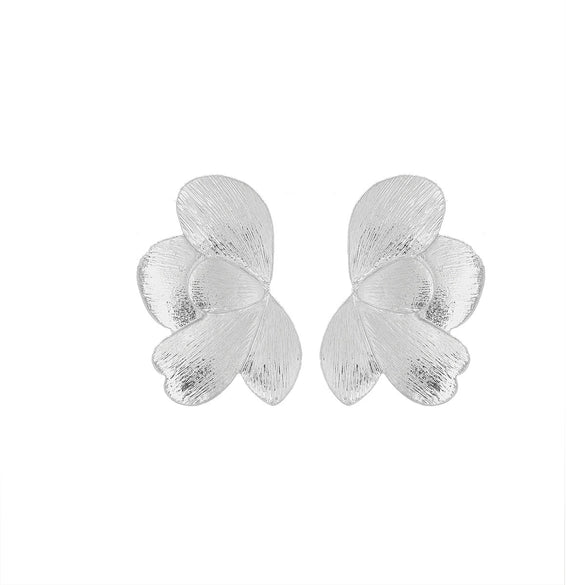 Wholesale Alloy Fashion Women's Flower Earrings With Electroplating