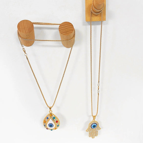 Wholesale Alloy Fatima Hand Necklace With Snake Bone Chain And Rhinestone Minimalist Style