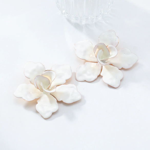 Wholesale Alloy Flower Dripping Oil Fashion Exaggerated Women's Earrings