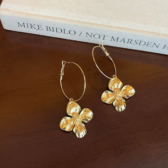 Wholesale Alloy Flower Electroplated Exaggerated Light Luxury Women's Earrings