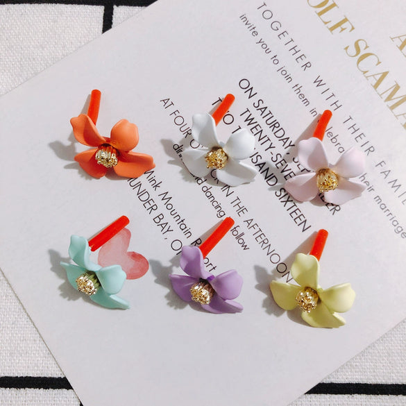 Wholesale Alloy Flower Hanging Earrings Jewelry Accessories With Baking Paint