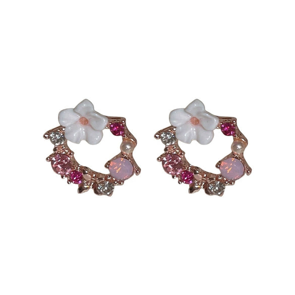 Wholesale Alloy Flower Patterned Diamond Treated Silver Needle Hollow Pearl Earrings For Women Simple Fresh Sweet And Personalized