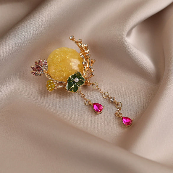 Wholesale Alloy Flower Shape Electroplated Brooch For Women Minimalist Style