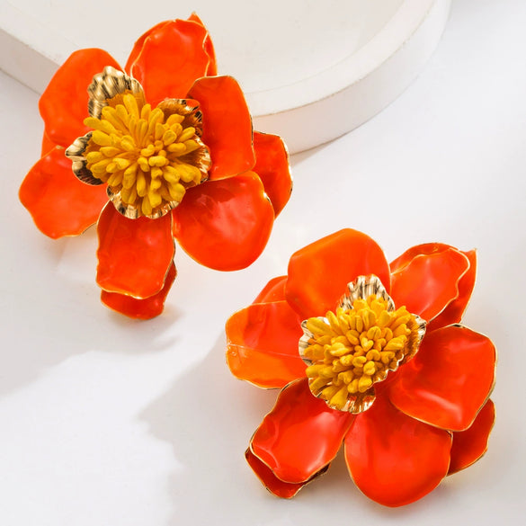 Wholesale Alloy Flower Shape Electroplated Retro Palace Style Women's Earrings