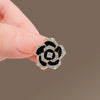 Wholesale Alloy Flower Shape Electroplating Women's Brooch For Clothes Decoration