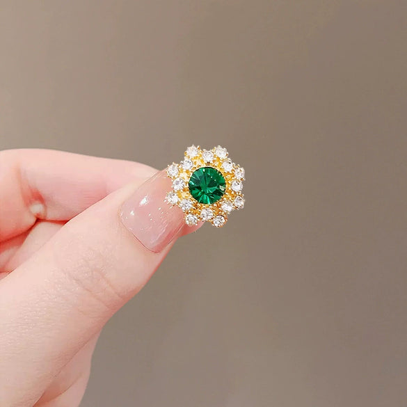 Wholesale Alloy Flower Styling Electroplating Women's Brooch Buckle Clothes Shirt Collar Pin Accessories