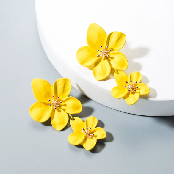 Wholesale Alloy Fresh Flower Baking Paint Earrings For Women