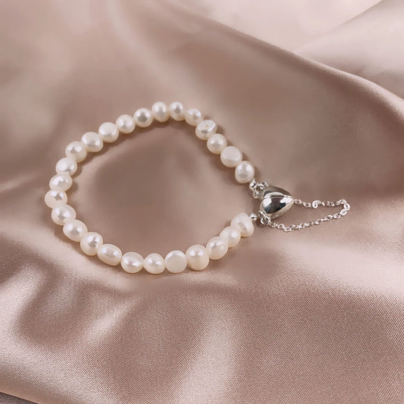 Wholesale Alloy Freshwater Pearl Geometric Irregular Bracelet For Women With Retro Style