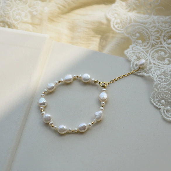 Wholesale Alloy Freshwater Pearl Geometric Irregular Bracelet For Women With Retro Style