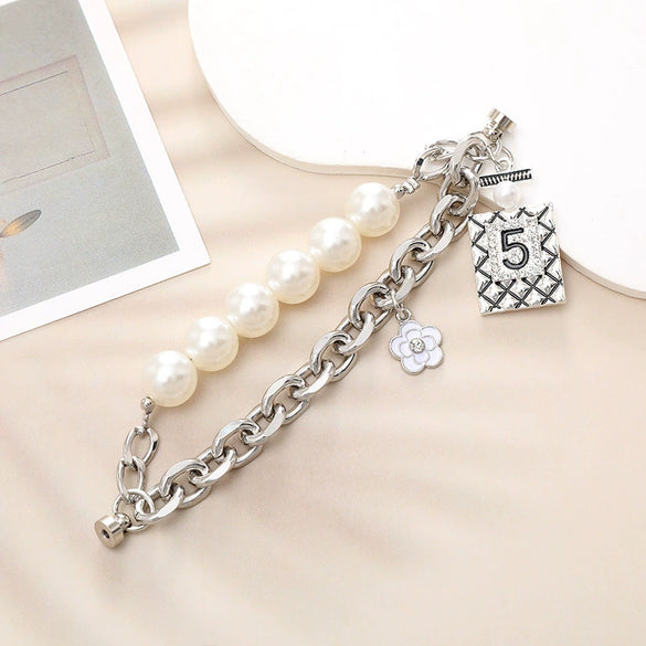Wholesale Alloy Frosted Pearl Bow Bracelet With Screw Buckle Electroplated Trendy For Women