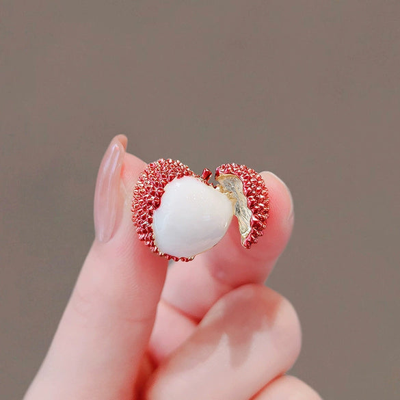 Wholesale Alloy Fruit Lychee Brooch For Women With Electroplating Design