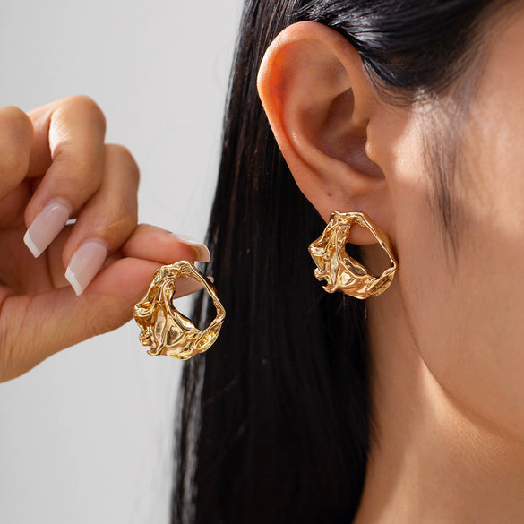 Wholesale Alloy Geometric And Flower Pattern Exaggerated Electroplated Women's Earrings