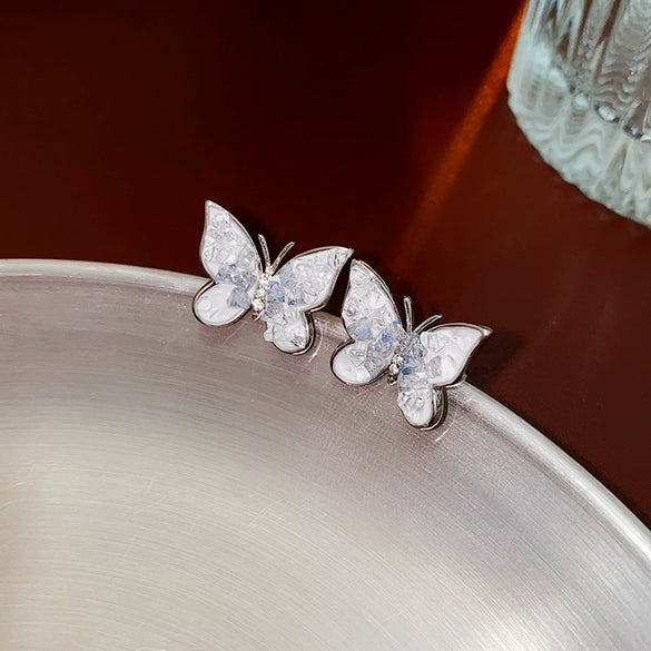 Wholesale Alloy Geometric Butterfly Women's Cold Style Fashion Light Luxury Ear Bone Clip Earrings With Electroplating