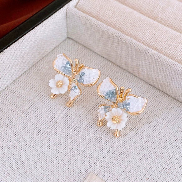 Wholesale Alloy Geometric Butterfly Women's Cold Style Fashion Light Luxury Ear Bone Clip Earrings With Electroplating