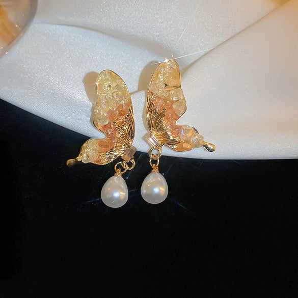 Wholesale Alloy Geometric Butterfly Women's Cold Style Fashion Light Luxury Ear Bone Clip Earrings With Electroplating