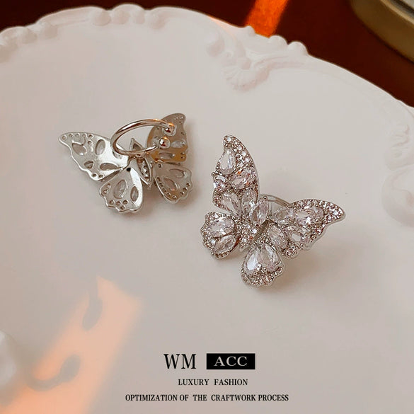 Wholesale Alloy Geometric Butterfly Women's Cold Style Fashion Light Luxury Ear Bone Clip Earrings With Electroplating