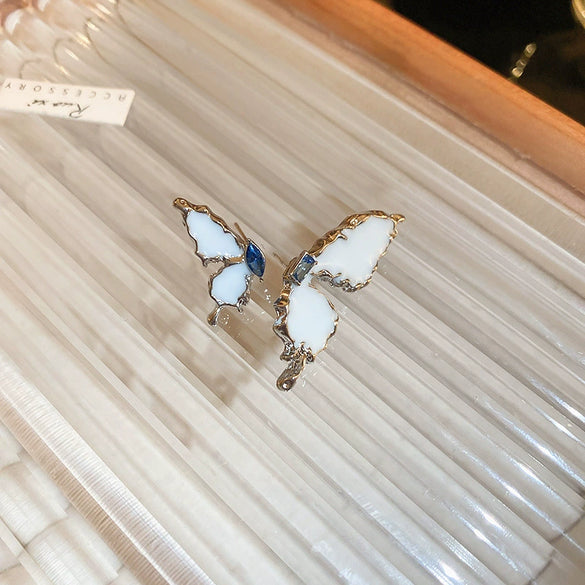 Wholesale Alloy Geometric Butterfly Women's Cold Style Fashion Light Luxury Ear Bone Clip Earrings With Electroplating