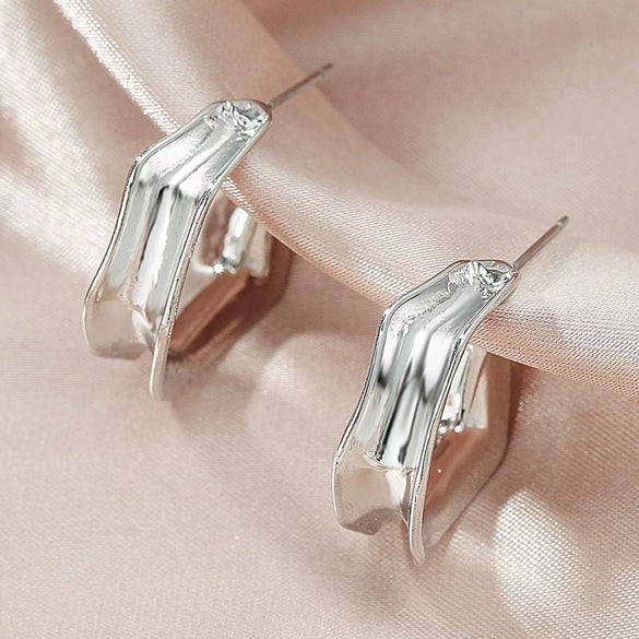 Wholesale Alloy Geometric Circle Cshaped Electroplated Women's Earrings