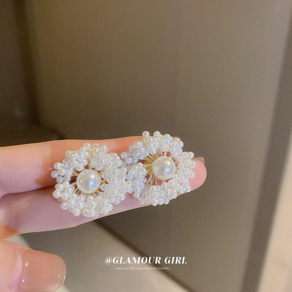 Wholesale Alloy Geometric Earrings With Diamond And Pearl Retro Light Luxury Electroplated For Women