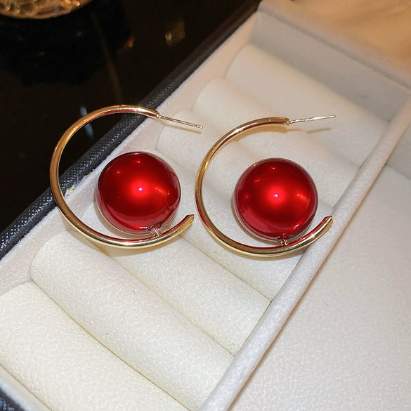 Wholesale Alloy Geometric Earrings With Diamond And Pearl Retro Light Luxury Electroplated For Women