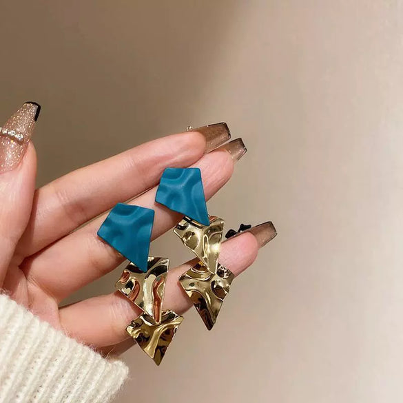 Wholesale Alloy Geometric Electroplating Women's Light Luxury Exaggerated Earrings