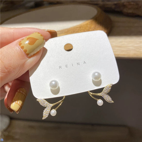 Wholesale Alloy Geometric Fishtail Pearl Earrings For Women Electroplated