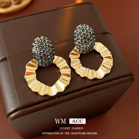 Wholesale Alloy Geometric Hoop Earrings Set With Diamonds For Women Simple Exaggerated Highend Niche Design Fashionable And Elegant