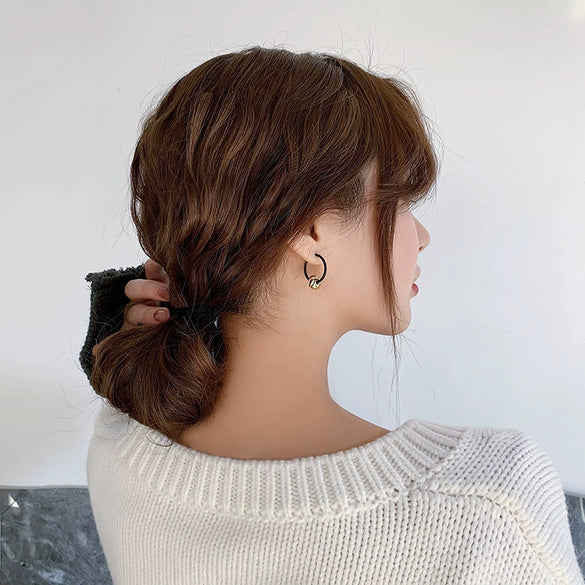 Wholesale Alloy Geometric Knotted Hoop Earrings For Women Retro Elegant Electroplated